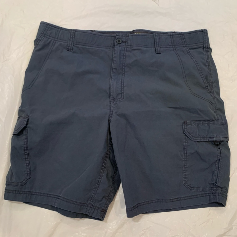 Lee Extreme Motion Men’s Grey Cargo Shorts 40x10
